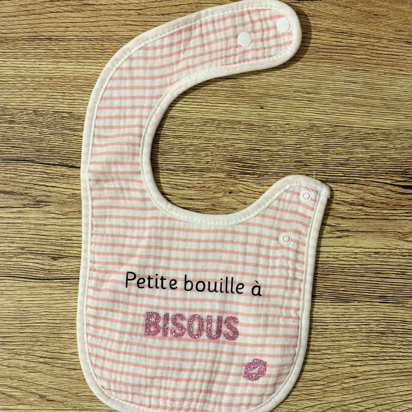 Bavoir « Petite Bouille à Bisous »
